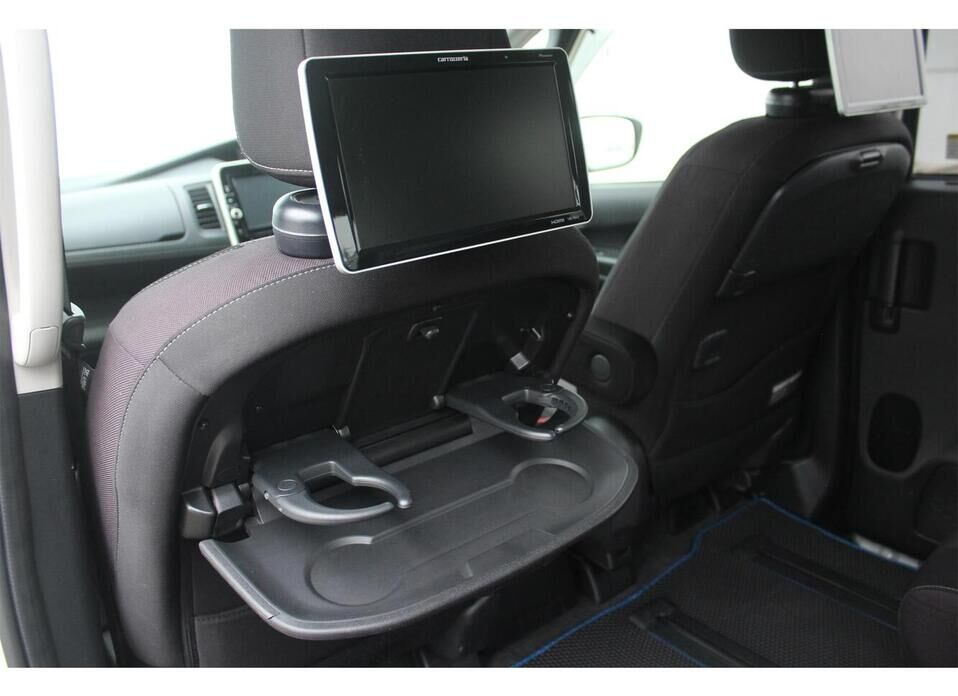 Nissan Serena, V (C27) 1.2hyb AT (136 л.с.)