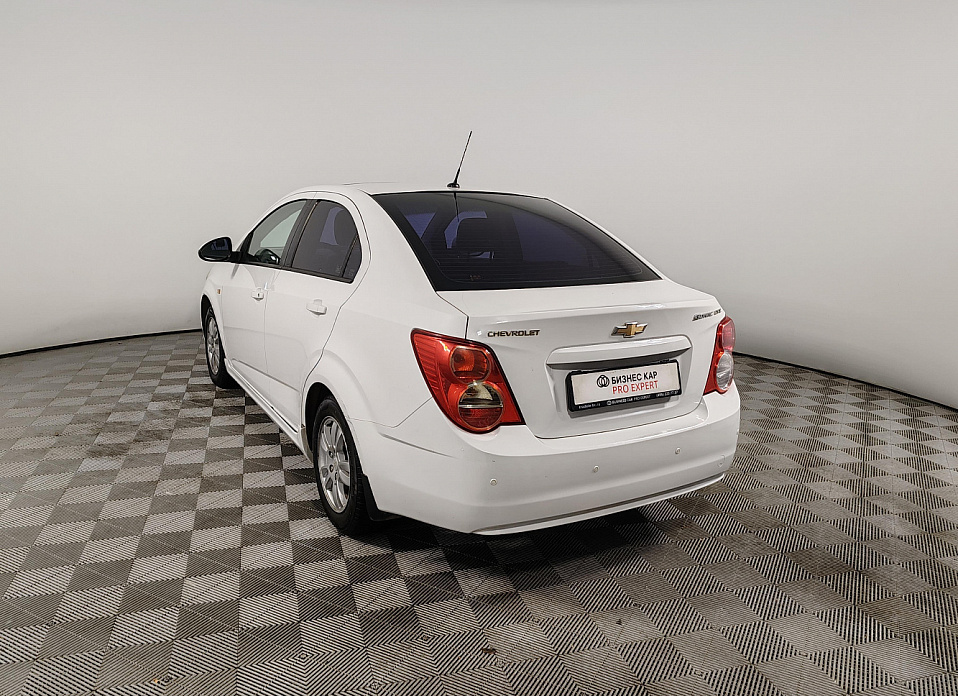 Chevrolet Aveo, II 1.6 MT (115 л.с.)