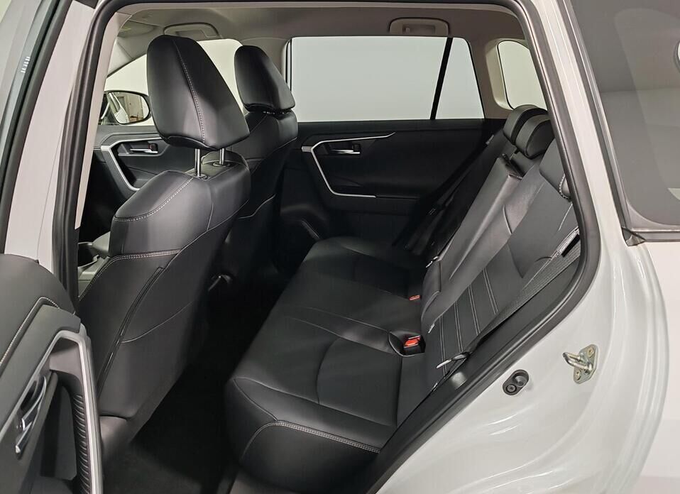 Toyota RAV4, V (XA50) 2.0 CVT (173 л.с.) 4WD