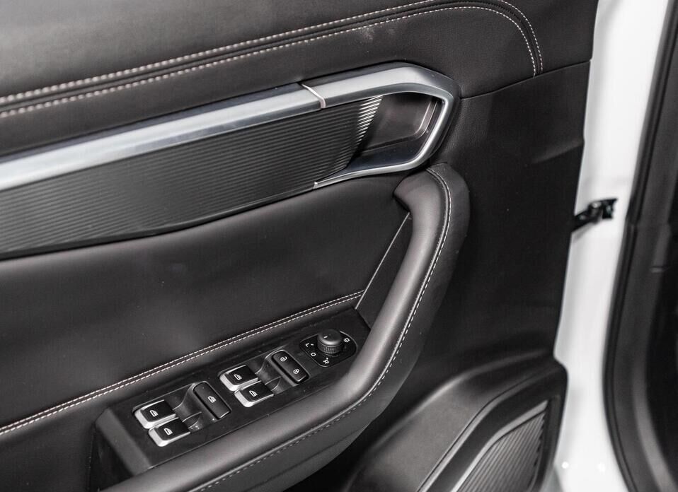 Geely Okavango, I Рестайлинг 2.0 AMT (200 л.с.)