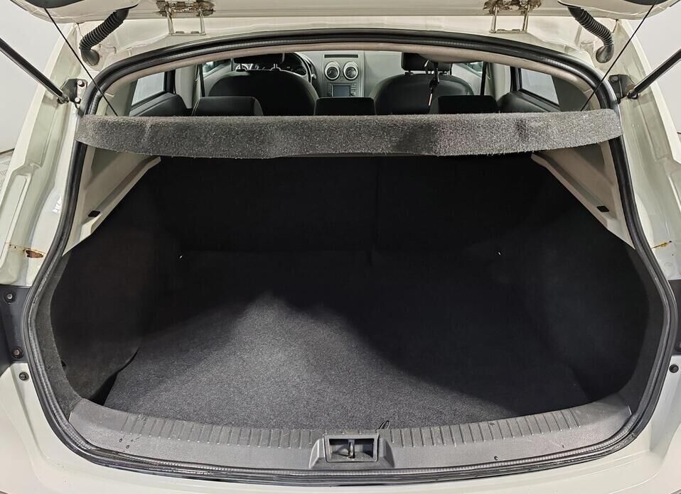 Nissan Qashqai 2.0 CVT (141 л.с.)