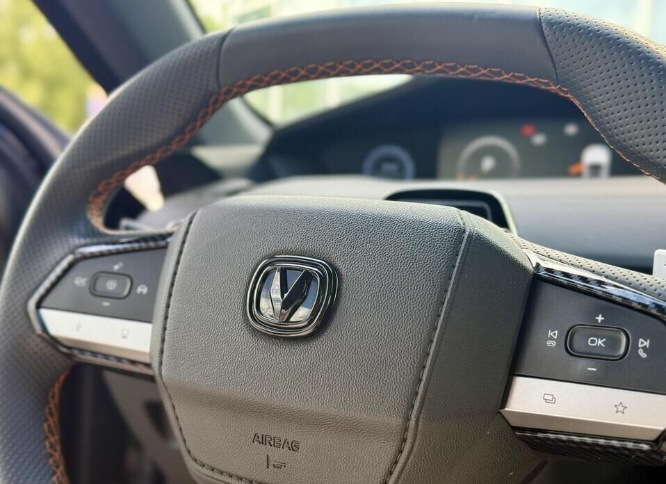 Changan UNI-V 1.5 AMT (181 л.с.)