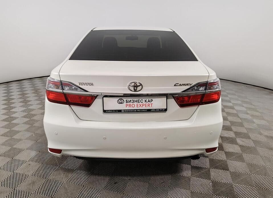 Toyota Camry, VII (XV50) Рестайлинг 2.5 AT (181 л.с.)