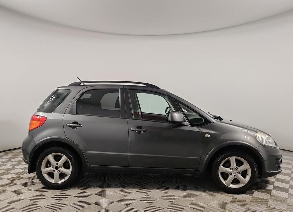 Suzuki SX4, I (Classic) Рестайлинг 1.6 MT (112 л.с.)
