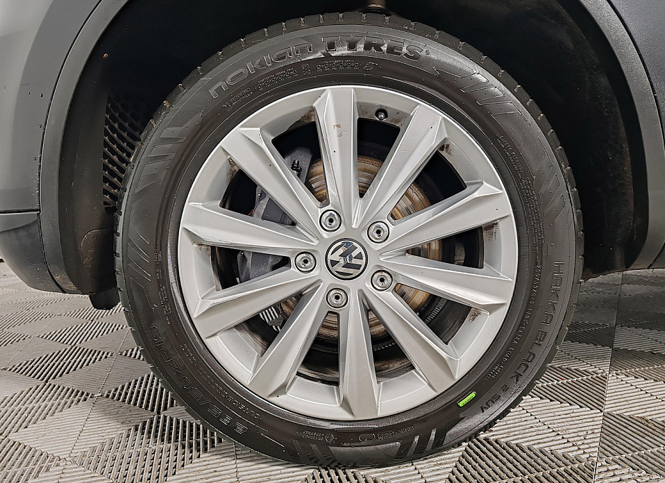 Volkswagen Touareg, II 3.0d AT (245 л.с.) 4WD