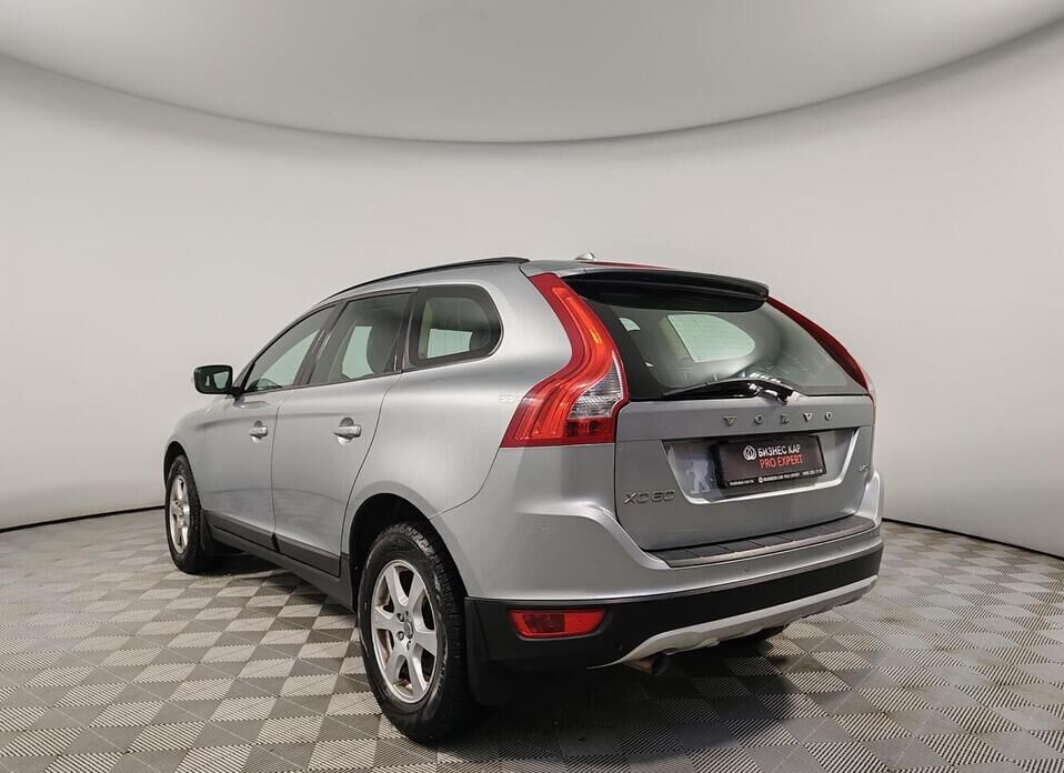 Volvo XC60, I 2.4d AT (175 л.с.)