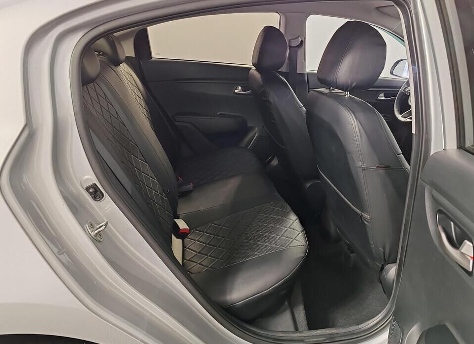 Kia Rio, IV Рестайлинг 1.6 AT (123 л.с.)