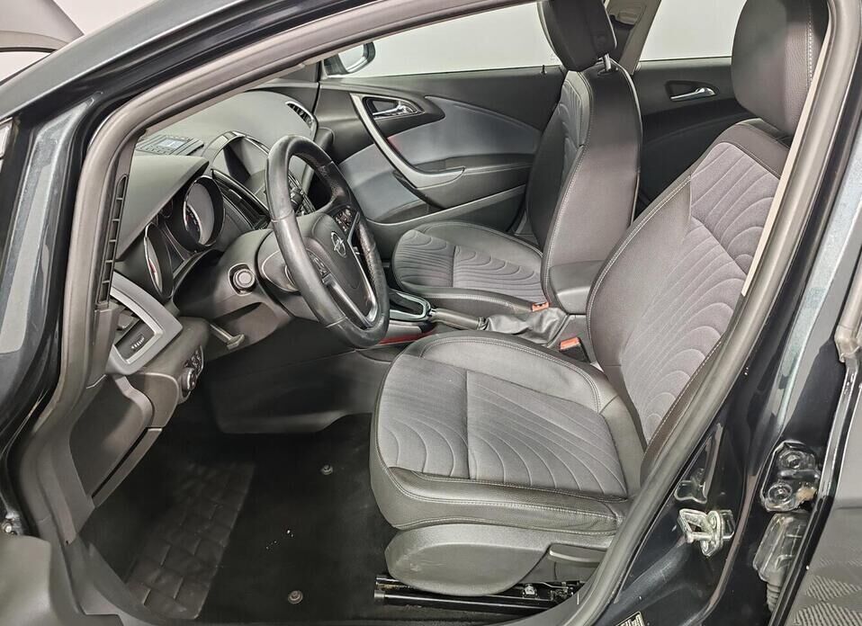 Opel Astra, J Рестайлинг 1.4 AT (140 л.с.)