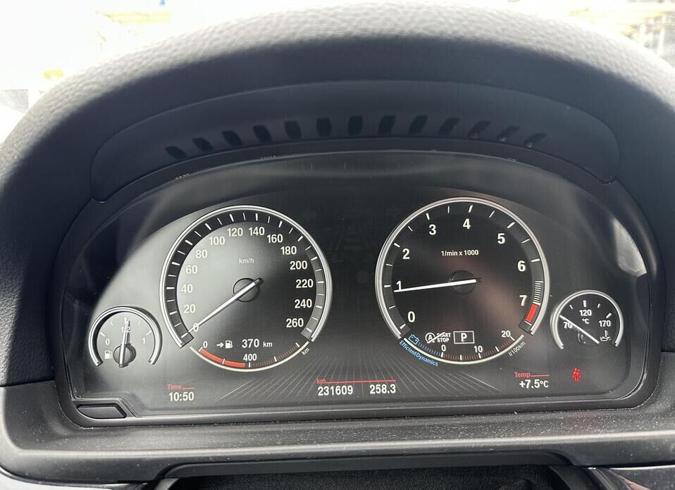 BMW 5 серии, VI (F10/F11/F07) Рестайлинг 520i 2.0 AT (184 л.с.)