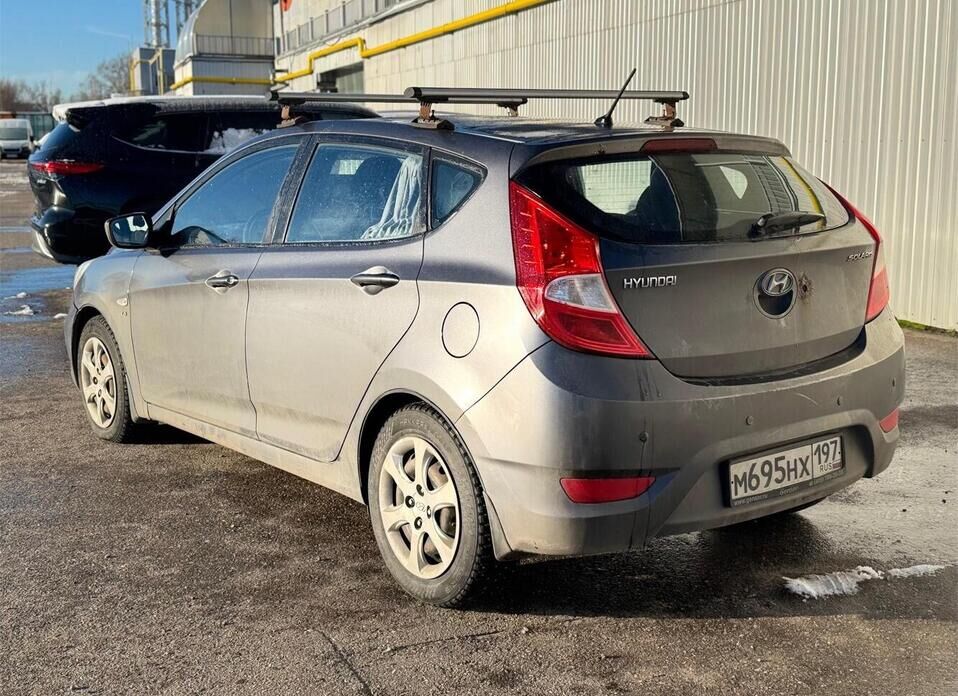 Hyundai Solaris, I 1.6 AT (123 л.с.)