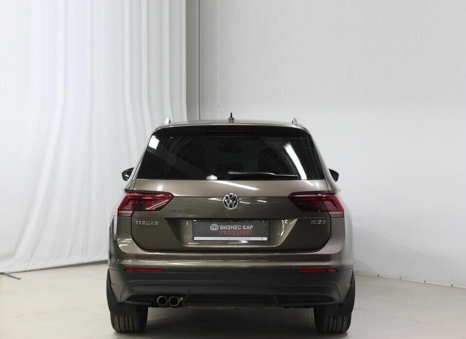 Volkswagen Tiguan, II 2.0d AMT (150 л.с.) 4WD