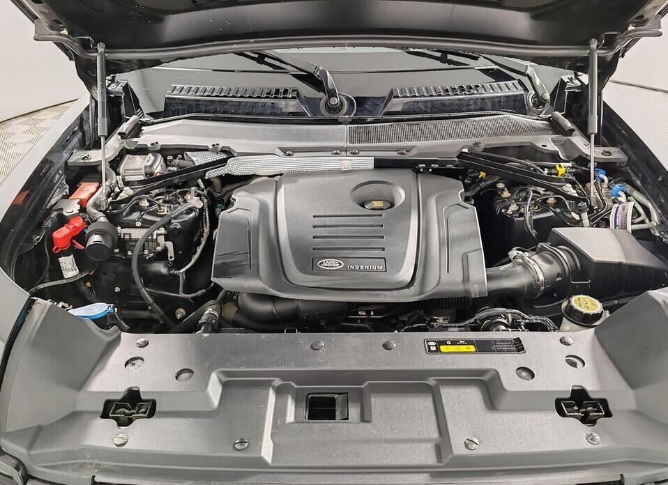 Land Rover Defender, II 110 2.0d AT (200 л.с.) 4WD