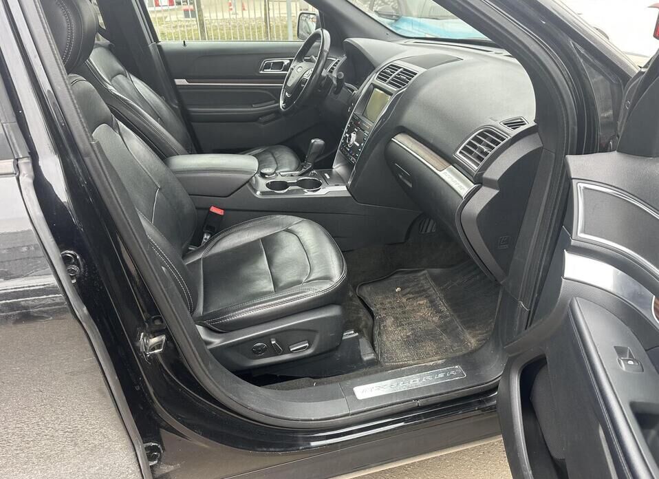 Ford Explorer, V Рестайлинг 3.5 AT (249 л.с.) 4WD