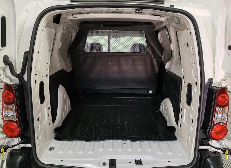 Citroen Berlingo, II Рестайлинг 2 Long 1.6 MT (115 л.с.)