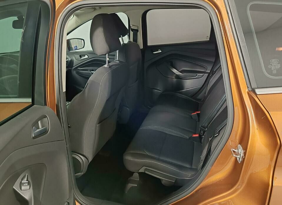 Ford Kuga 2.5 AT (150 л.с.)
