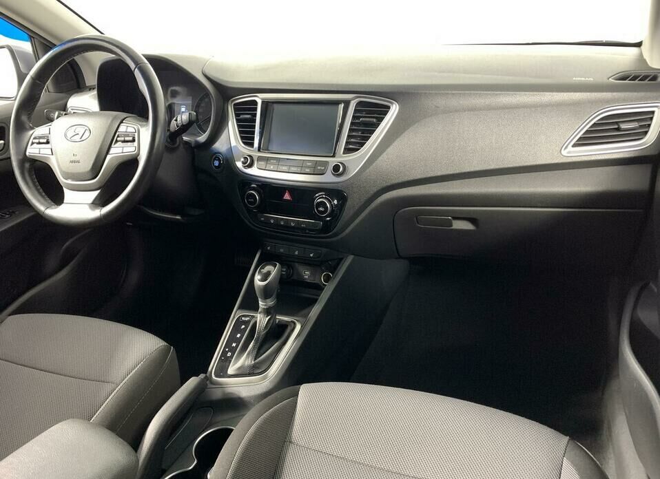 Hyundai Solaris 1.6 AT (123 л.с.)