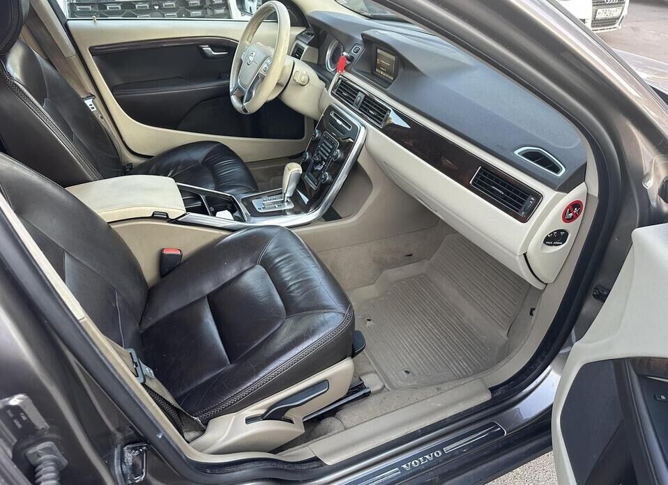 Volvo XC70 2.4d AT (163 л.с.) 4WD