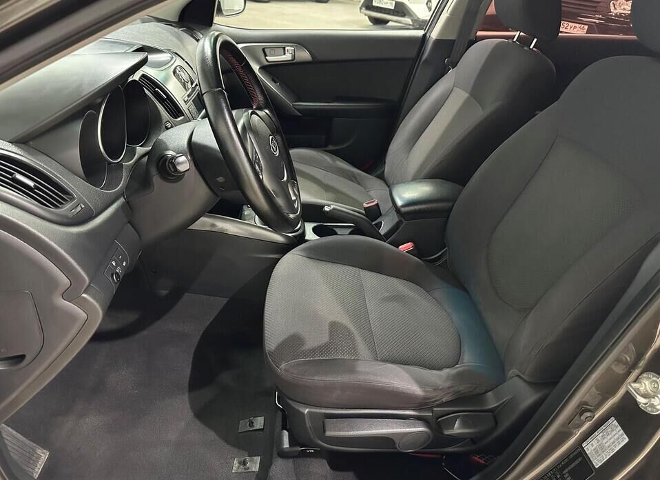 Kia Cerato, II 6-speed 1.6 MT (126 л.с.)