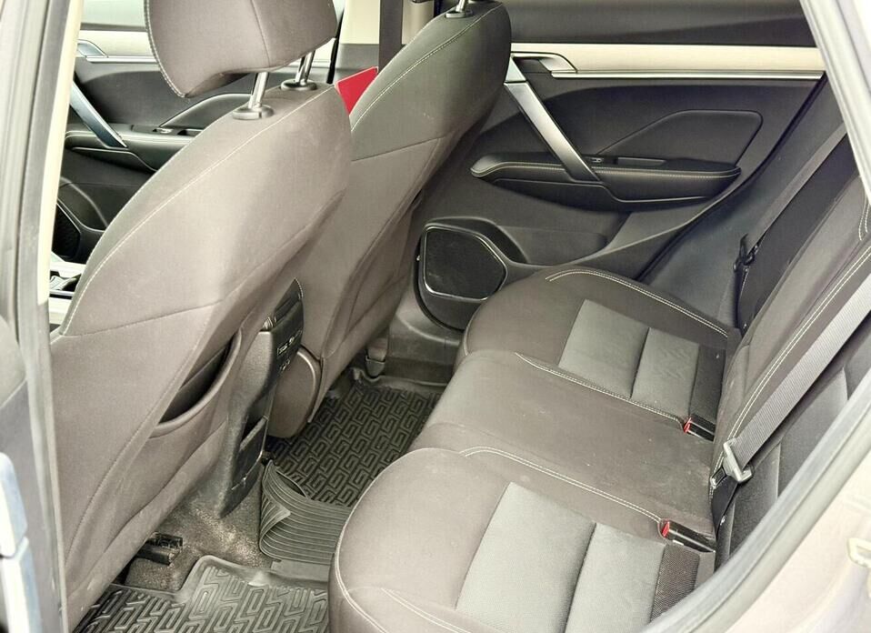 Geely Coolray, I 1.5 AMT (150 л.с.)