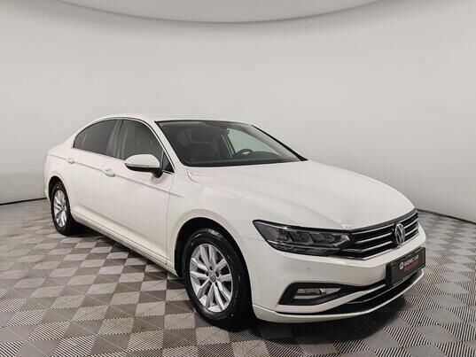 Volkswagen Passat, 2020&nbsp;г., 102&nbsp;917&nbsp;км