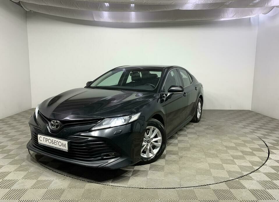 Toyota Camry 2.5 AT (181 л.с.)