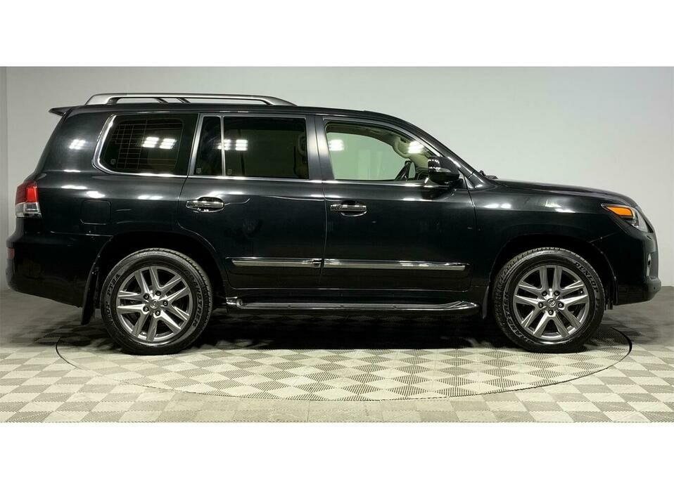 Lexus LX 570 5.7 AT (367 л.с.) 4WD