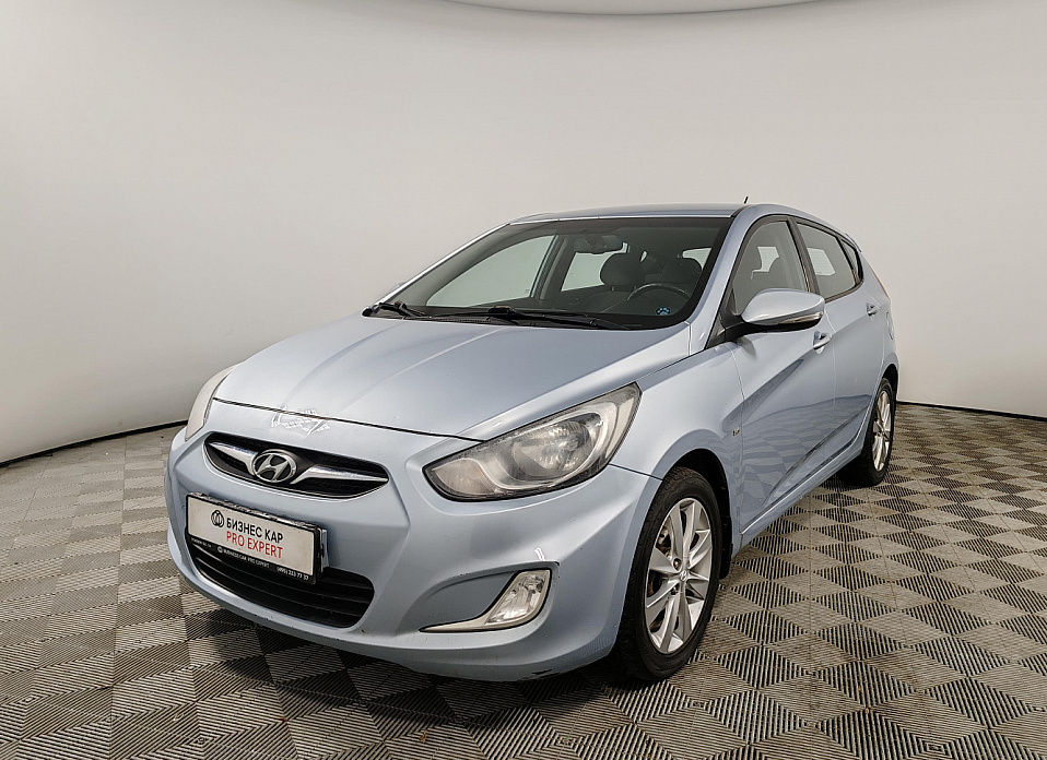 Hyundai Solaris, I 1.6 AT (123 л.с.)