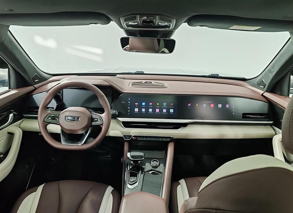 Geely Monjaro 2.0 AT (238 л.с.) 4WD