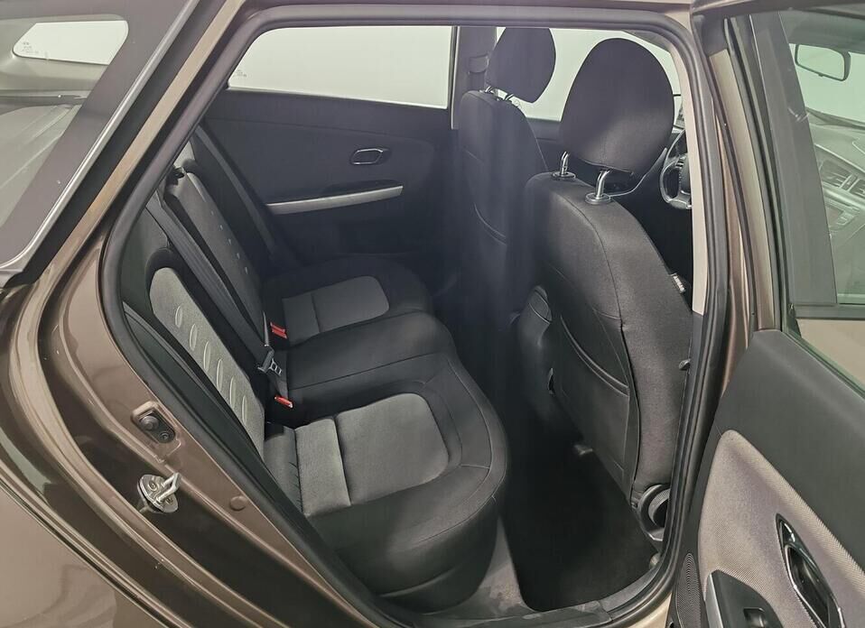 Kia Ceed, II 1.6 AT (129 л.с.)