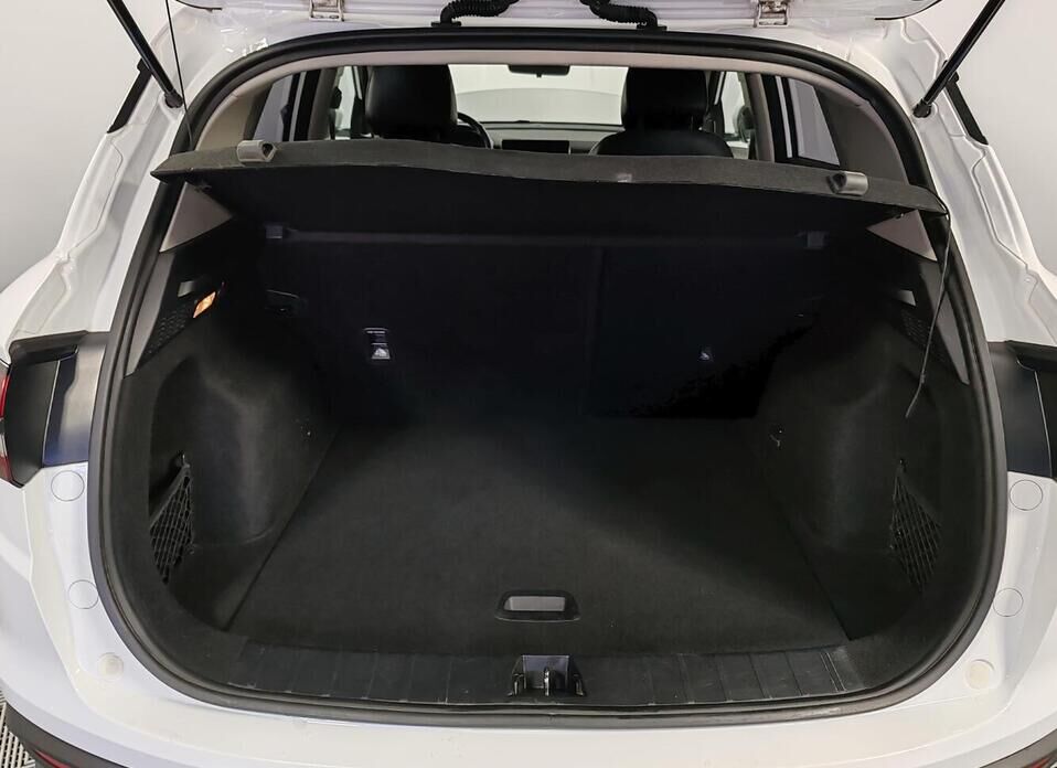 Geely Coolray, I 1.5 AMT (150 л.с.)
