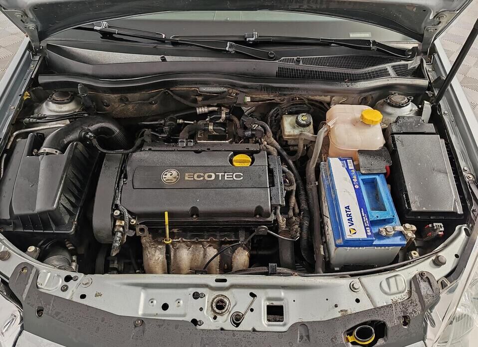 Opel Astra, H Рестайлинг 1.6 MT (115 л.с.)