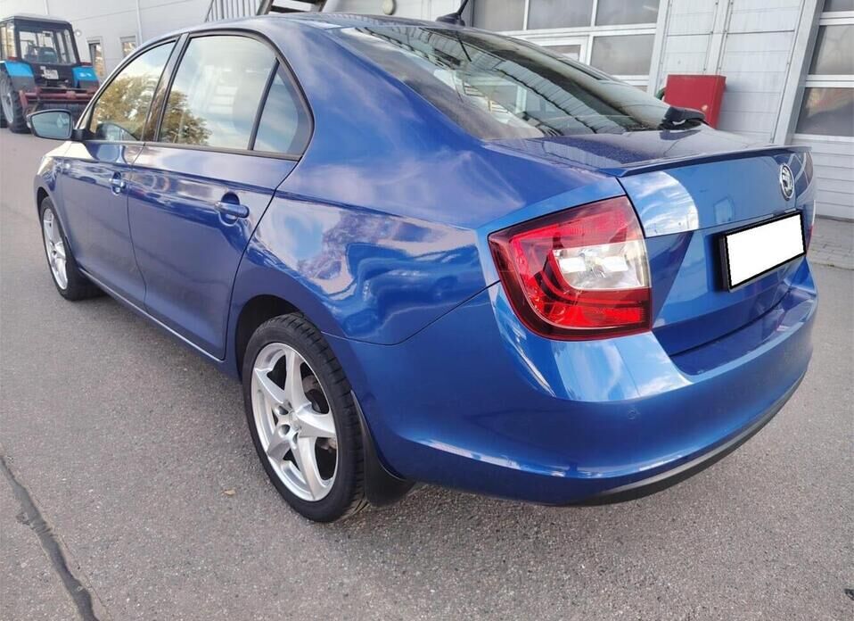 Nissan Almera Classic, I 1.6 AT (107 л.с.)
