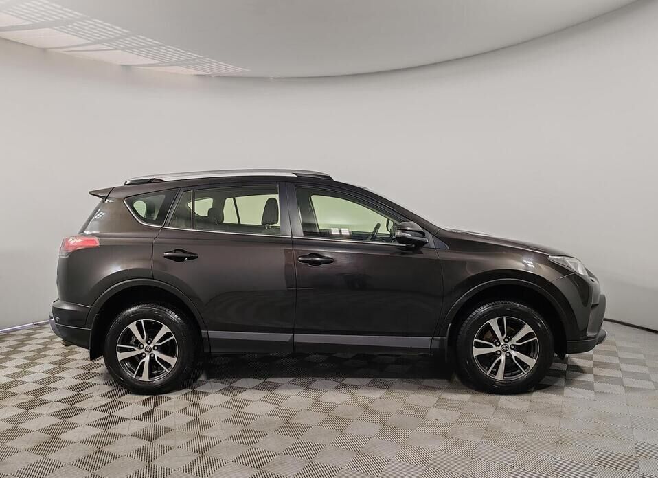 Toyota RAV4, IV (XA40) Рестайлинг 2.0 CVT (146 л.с.) 4WD