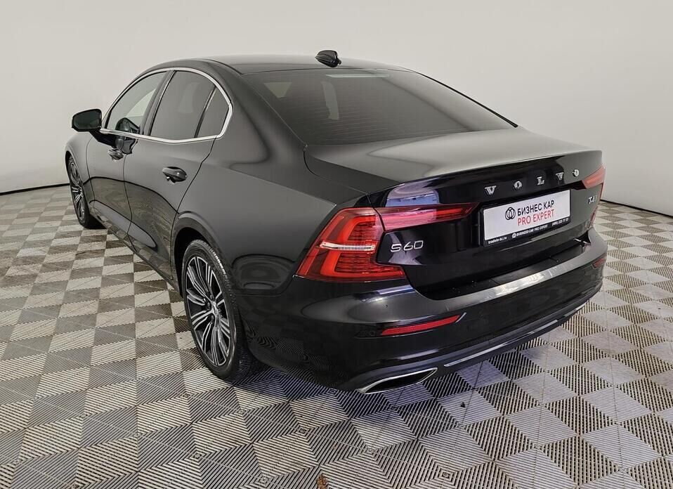 Volvo S60, III 2.0 AT (190 л.с.)