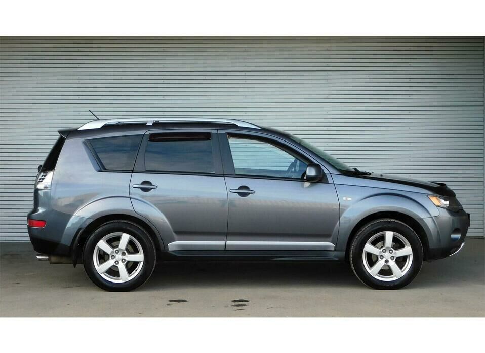 Mitsubishi Outlander 2.4 CVT (170 л.с.) 4WD