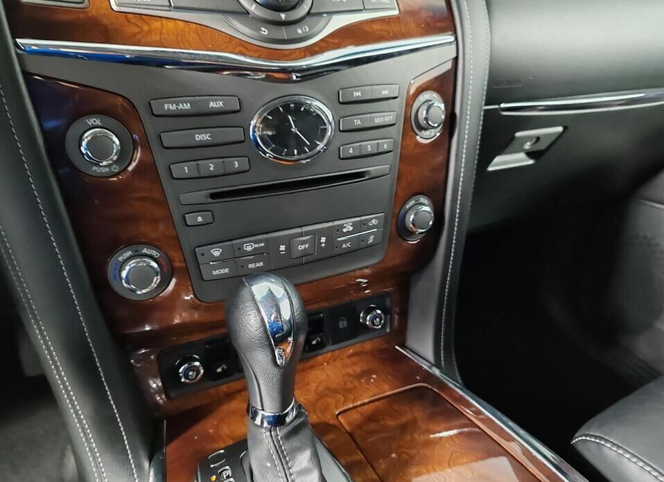 Infiniti QX80, I Рестайлинг 5.6 AT (405 л.с.) 4WD