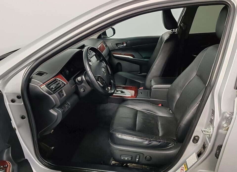 Toyota Camry, VII (XV50) 3.5 AT (249 л.с.)