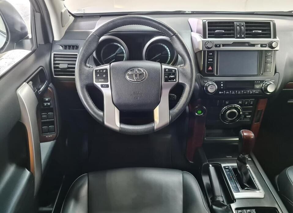 Toyota Land Cruiser Prado, 150 Series Рестайлинг 1 3.0d AT (173 л.с.) 4WD