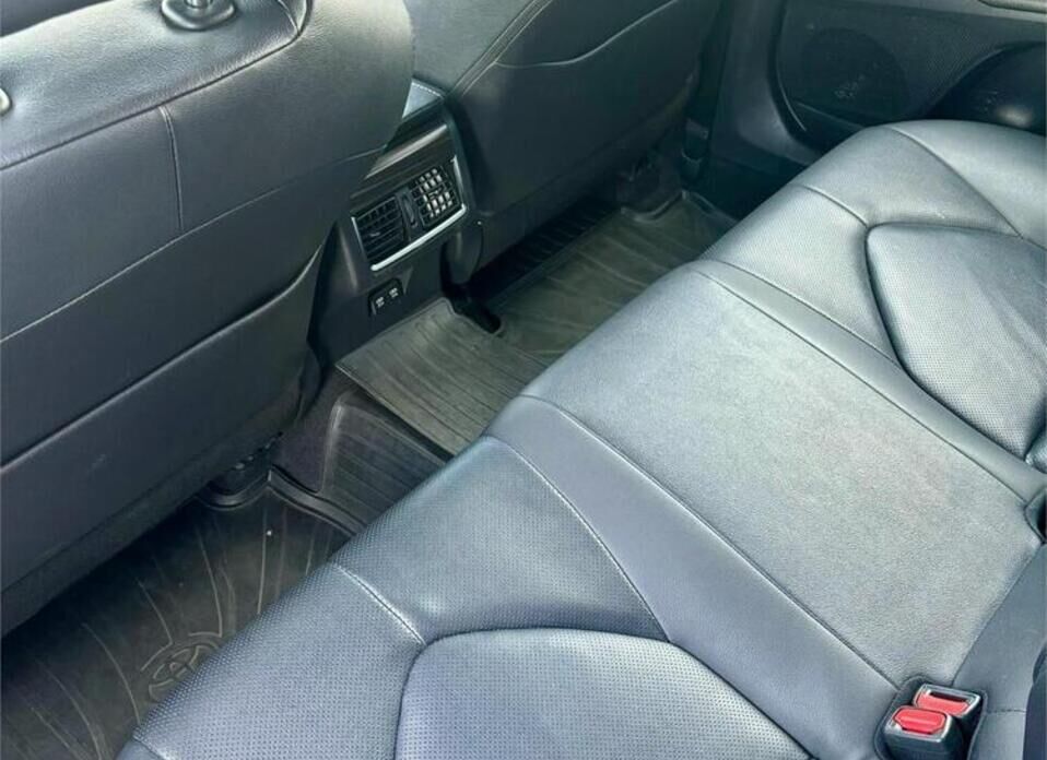 Toyota Camry, VIII (XV70) 2.5 AT (181 л.с.)