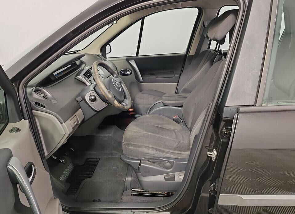 Renault Scenic 2.0 MT (136 л.с.)