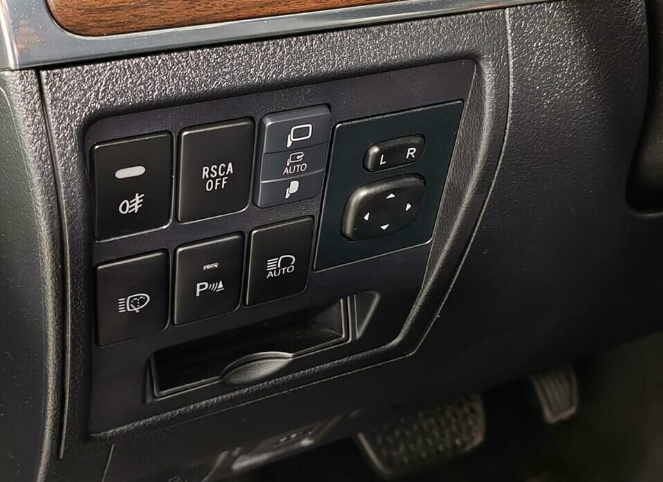 Toyota Land Cruiser 4.6 AT (309 л.с.) 4WD