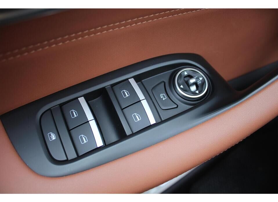 Chery Tiggo 8 Pro e+ 1.5hyb AT (235 л.с.)