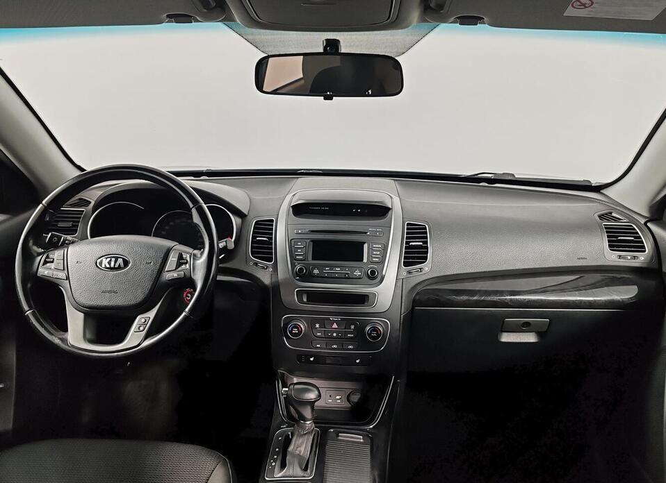 Kia Sorento, II Рестайлинг 2.4 AT (175 л.с.)