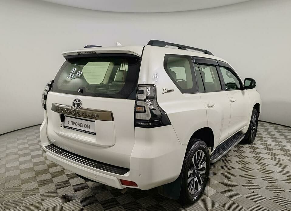 Toyota Land Cruiser Prado 2.8d AT (200 л.с.) 4WD