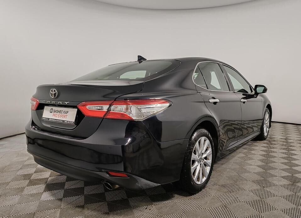 Toyota Camry, VIII (XV70) 2.5 AT (181 л.с.)