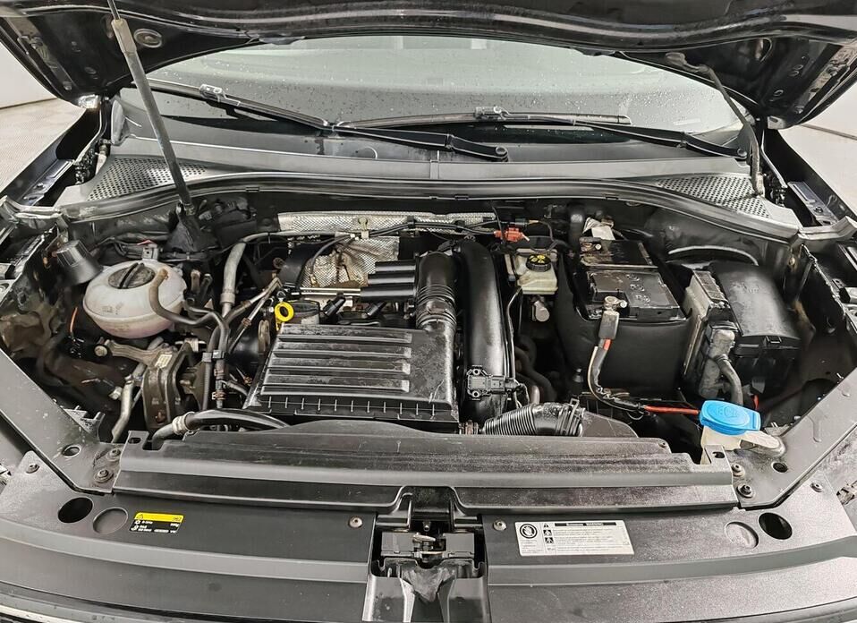 Volkswagen Tiguan, II 1.4 AMT (150 л.с.)