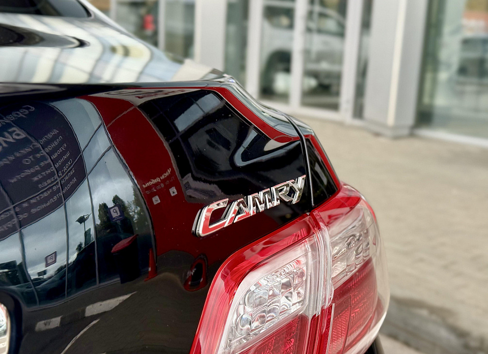 Toyota Camry, VI (XV40) Рестайлинг 3.5 AT (277 л.с.)
