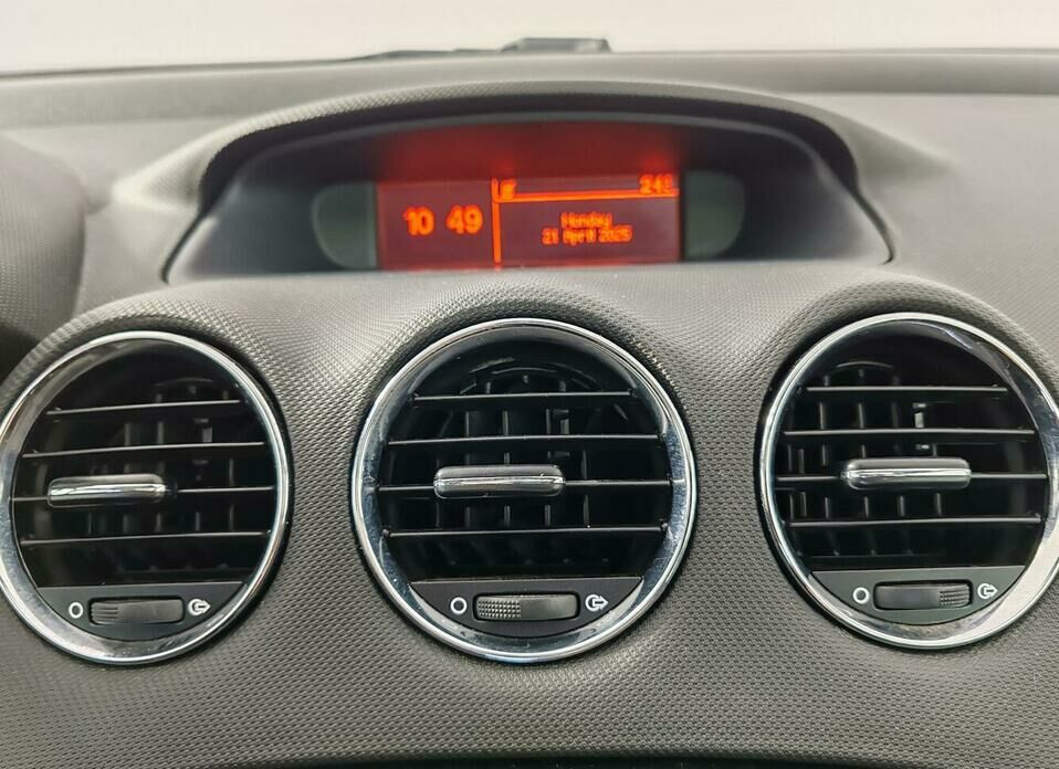 Peugeot 308 1.6 MT (120 л.с.)