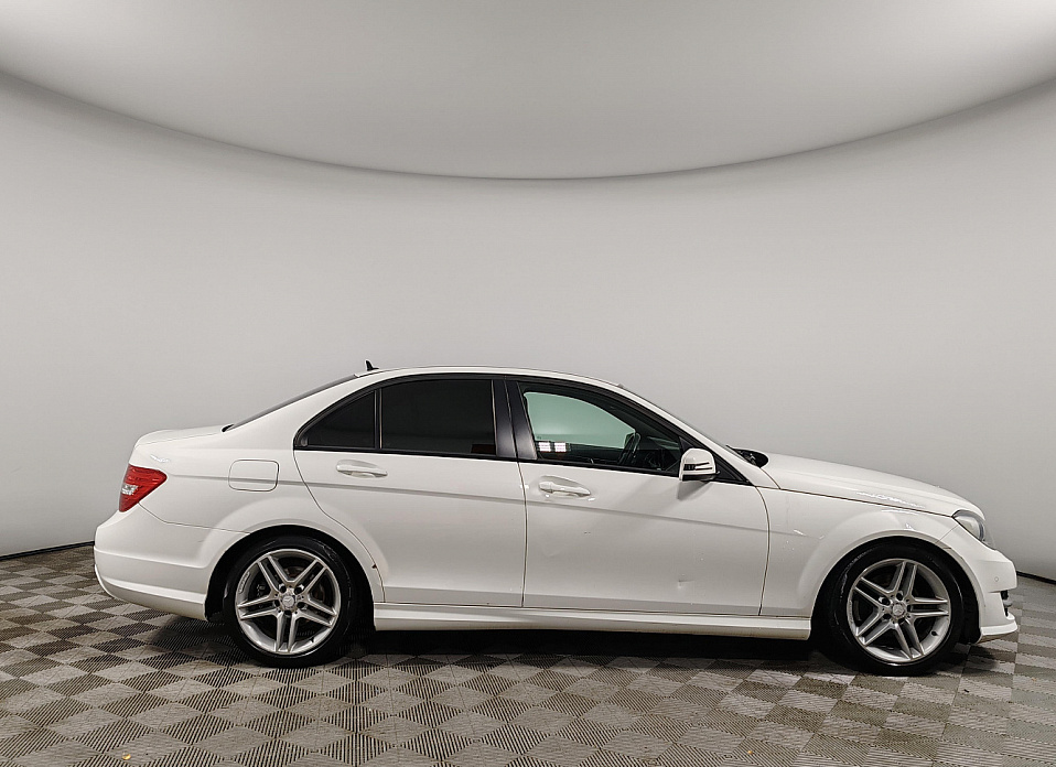 Mercedes-Benz C-Класс, III (W204) Рестайлинг 180 1.6 AT (156 л.с.)