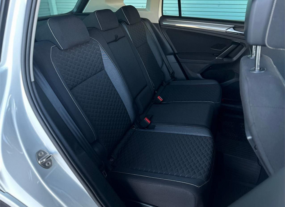 Volkswagen Tiguan, II 2.0d MT (150 л.с.) 4WD